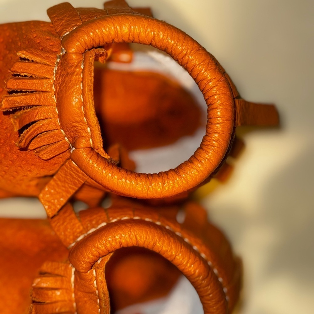Freshly Picked Orange Moccasins with Elastic Openings - Picture 4 of 5